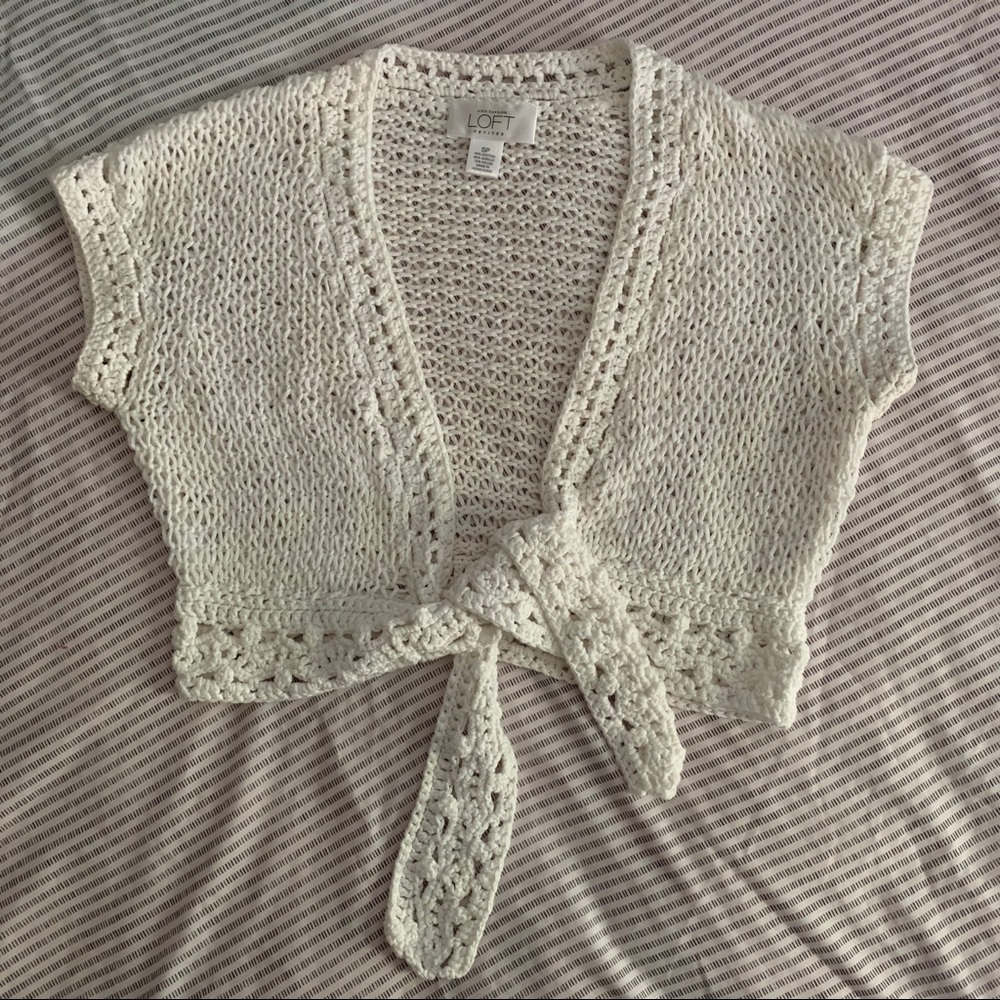 Ann Taylor size SP crochet coverup barely worn